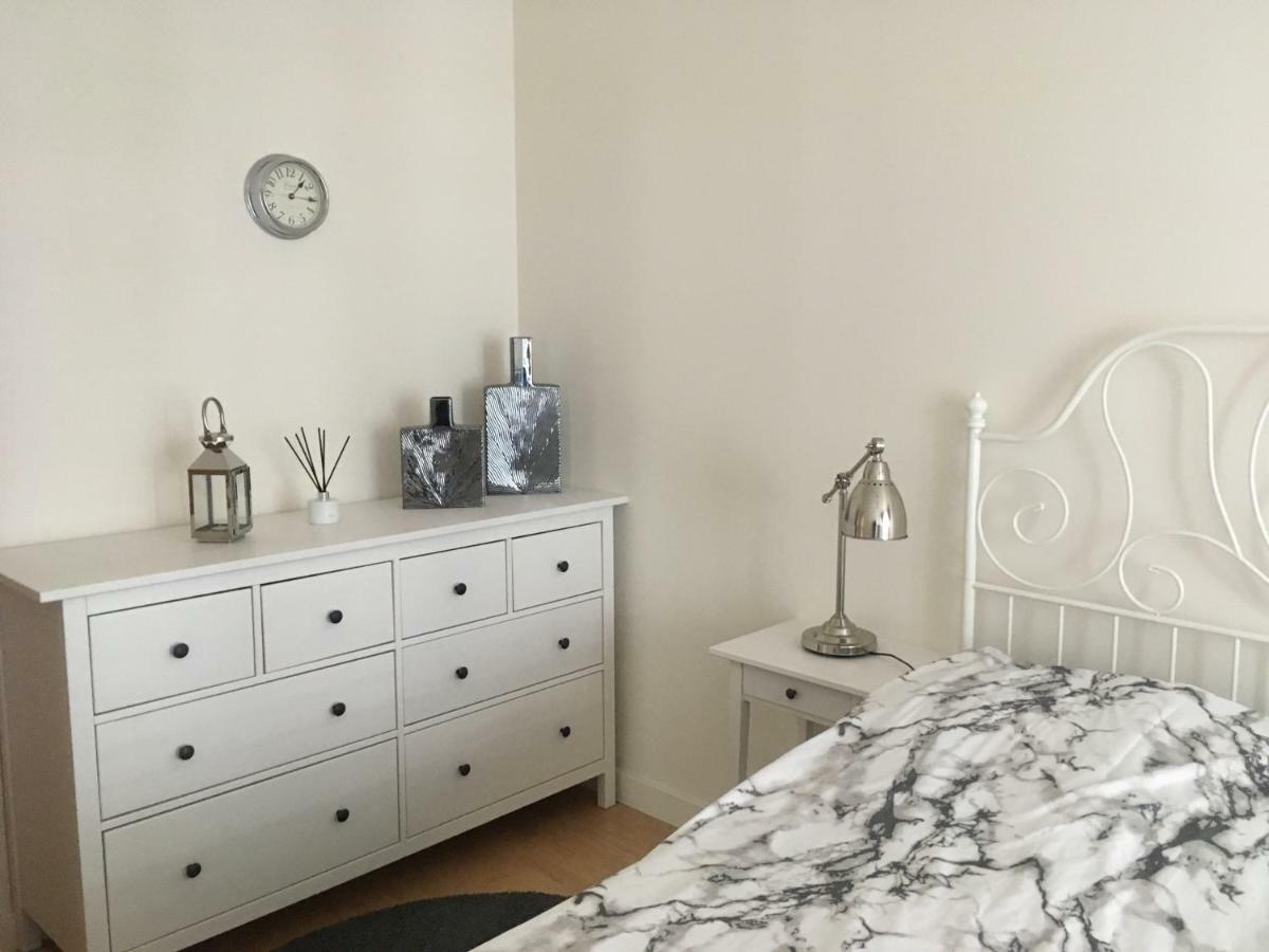 Apartament Gold เมียนซิดดรอแย ภายนอก รูปภาพ